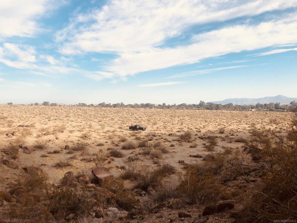 Land in Borrego Springs