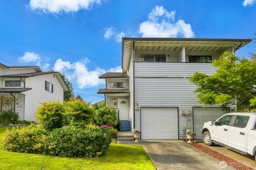 4108 Ne 6th Pl, Renton, WA, 98059-4723 | Card Image