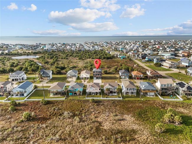 22318 Vista Del Mar, House other with 4 bedrooms, 3 bathrooms and 5 parking in Galveston TX | Image 41
