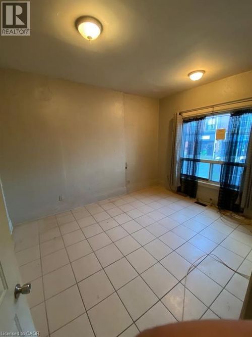 {{alt}} | Card Image