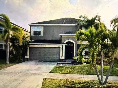 2429 Roanoke Springs Dr, Ruskin, FL, 33570-6335 | Card Image