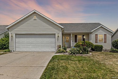 3317 Stone Briar Dr, South Bend, IN, 46628-6140 | Card Image