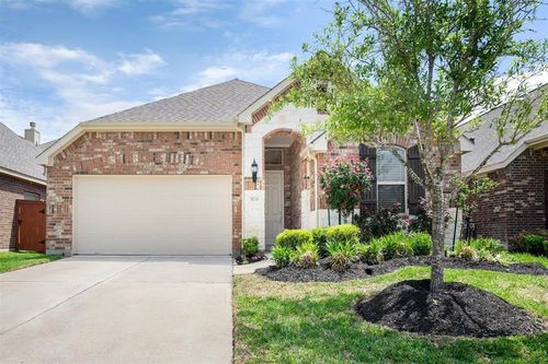 9230 Monarch Field Ln, Cypress, TX, 77433-0105 | Card Image
