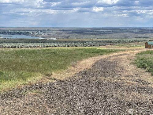 99115-58 Banks Lake View Rd, Coulee City, WA, 99115-5233 | Card Image