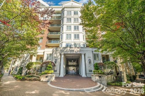 2-300 W 5th St, Charlotte, NC, 28202-1692 | Card Image