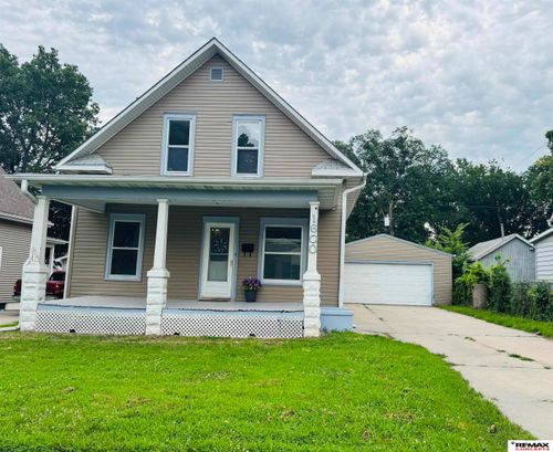 1600 Whittier St, Lincoln, NE, 68503-1157 | Card Image