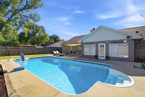 1809 Donegal Dr, Cantonment, FL, 32533-6824 | Card Image