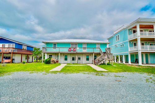 410 S Anderson Blvd, Topsail Beach, NC, 28445-6828 | Card Image