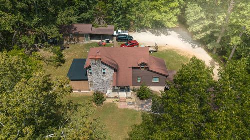 2114 Scotty Parker Rd, Gallatin, TN, 37066-8173 | Card Image