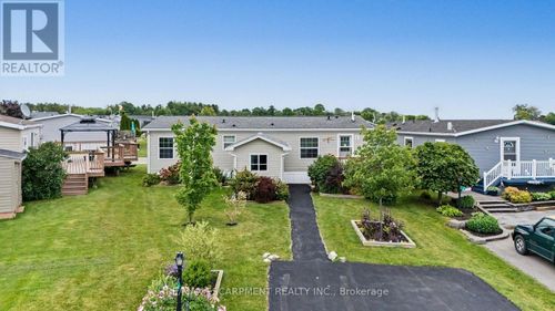4 Hickory Hollow, Haldimand (Nanticoke), ON, N0A1P0 | Card Image