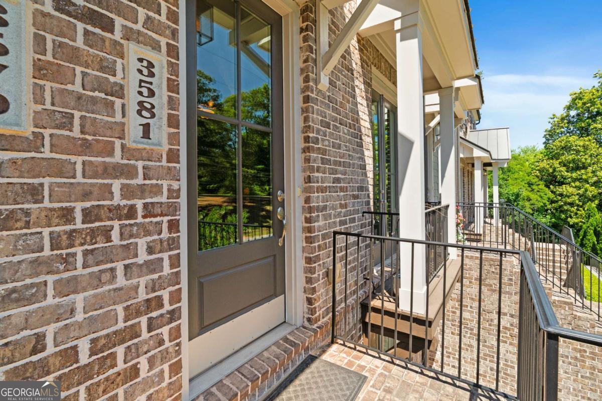 Residential in Brookhaven 2