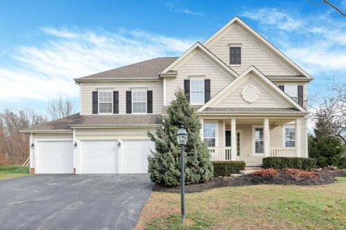 7090 Dean Farm Rd, New Albany, OH, 43054-9266 | Card Image