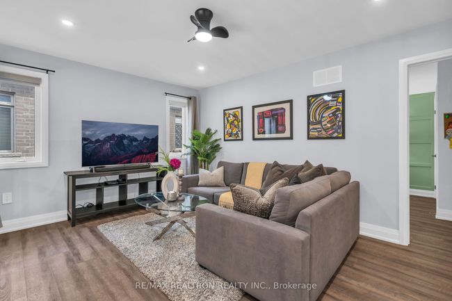 99 Franklin Trail, House other with 4 bedrooms, 4 bathrooms and 4 parking in Barrie ON | Image 32