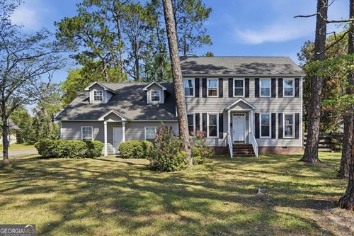 215 W Cypress St, Fitzgerald, GA, 31750-3202 | Card Image