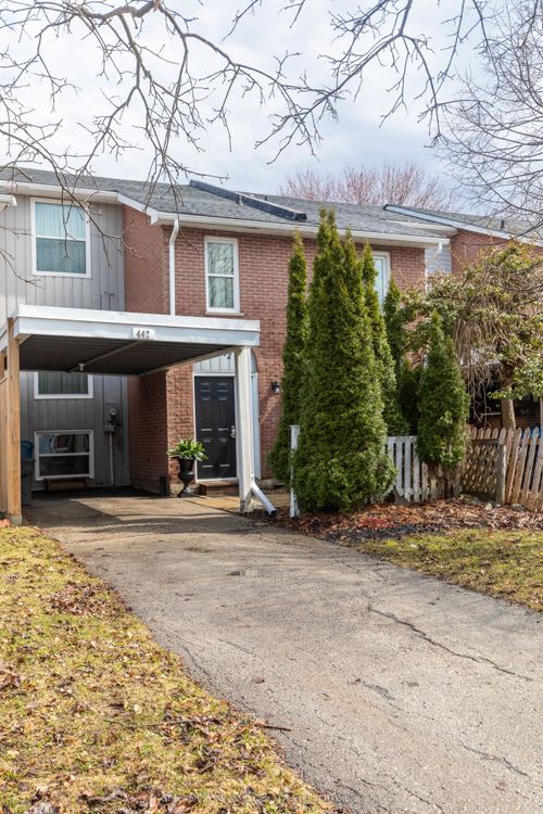 442 Glastonbury Dr, Stratford, ON, N5A7G9 | Card Image