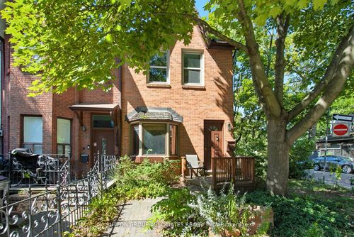 250 Robert St, Toronto, ON, M5S2K7 | Card Image