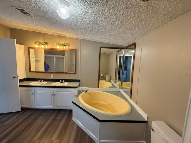 35215 Broken Bit Ln, House other with 3 bedrooms, 2 bathrooms and null parking in ZEPHYRHILLS FL | Image 28