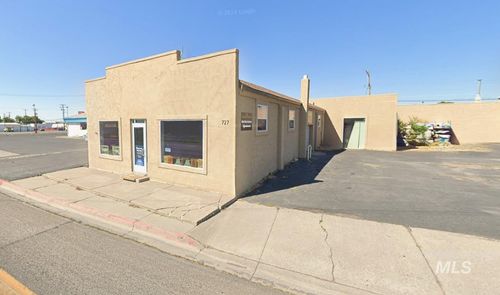 727 2nd Ave S, Twin Falls, ID, 83301-7106 | Card Image