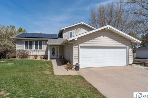 6 Learig Ln, Saint James, MN, 56081-1534 | Card Image