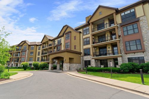 apt-112-1320 Riverside Ln, Mendota Heights, MN, 55118-1753 | Card Image