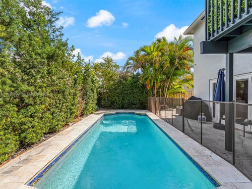 10281 Nw 32nd St, Sunrise, FL, 33351-6907 | Card Image