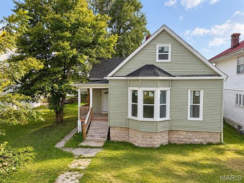 519 N Section St, Hannibal, MO, 63401-3369 | Card Image