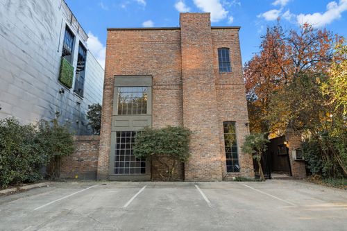 a-3919 Gilbert Ave, Dallas, TX, 75219-3805 | Card Image