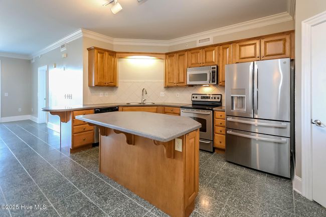 UNIT-402 - 4425 Arendell St, Condo with 3 bedrooms, 3 bathrooms and null parking in Morehead City NC | Image 20
