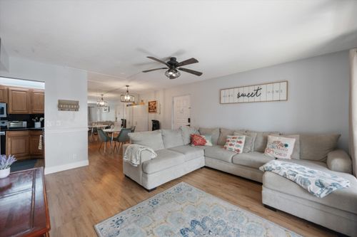 apt-a2-624 Sea Pine Way, Greenacres, FL, 33415-8937 | Card Image