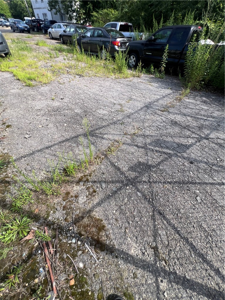 Land in Providence 3