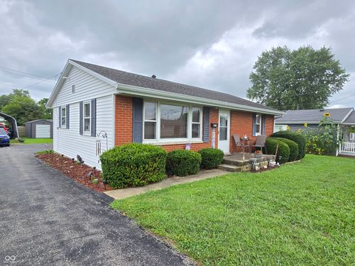 205 W 5th St, Greensburg, IN, 47240-1104 | Card Image