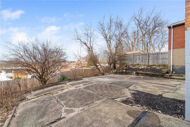 2 - 6569 Rosemoor St, Condo with 2 bedrooms, 1 bathrooms and 1 parking in Squirrel Hill PA | Image 22