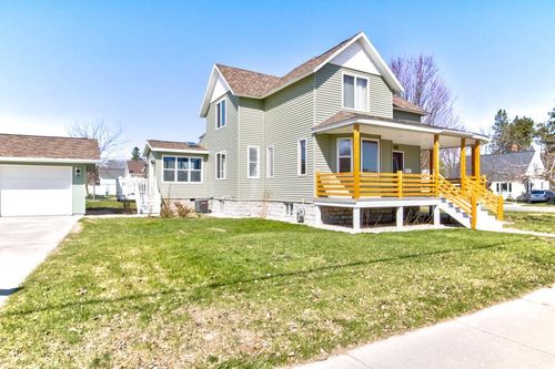 413 Park Street, Marinette, WI, 54143 | Card Image