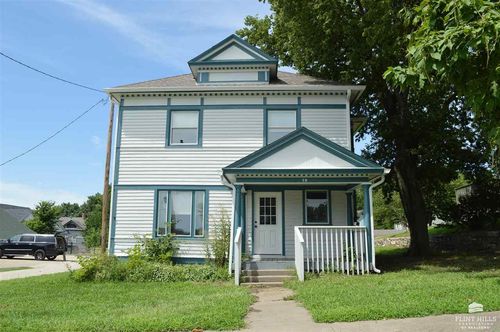 19 N Belfry St, Council Grove, KS, 66846-1614 | Card Image