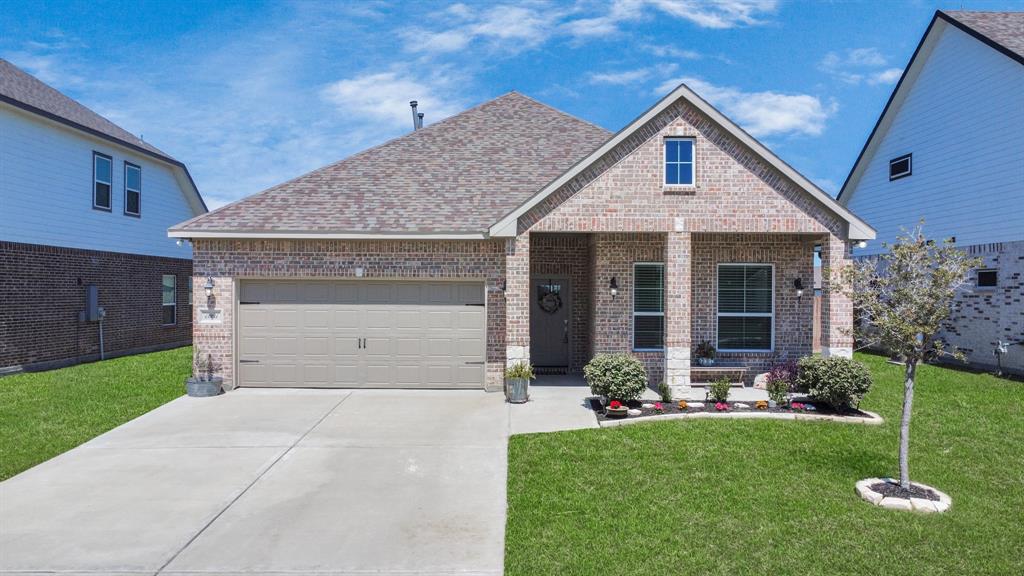 13931 S River Drive, For Sale in Baytown Zoocasa
