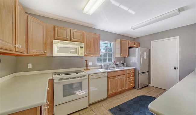 PH2 - 4600 Gulf Of Mexico Drive, Condo with 2 bedrooms, 2 bathrooms and null parking in Longboat Key FL | Image 40