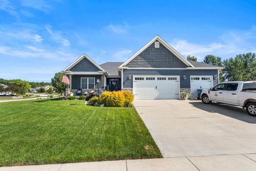 514 Weldon Springs Rd, Monticello, IL, 61856-8330 | Card Image