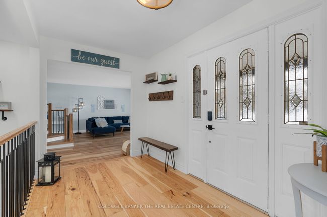 203 Camilla Cres, House other with 5 bedrooms, 2 bathrooms and 5 parking in Thornton ON | Image 10