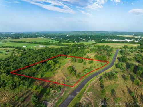 18 W 195th Street S, Mounds, OK, 74047 | Card Image