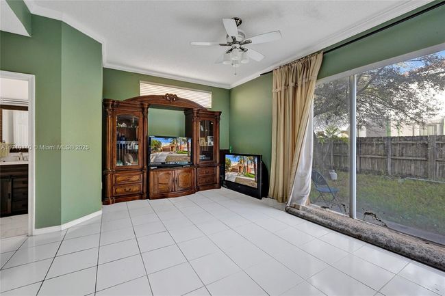 5223 Sw 155 Th Way, House other with 3 bedrooms, 3 bathrooms and null parking in Miramar FL | Image 14