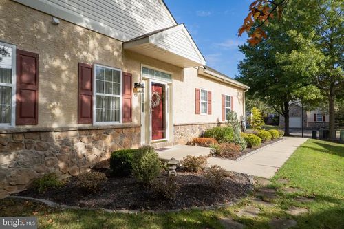 2111 Hidden Meadow Dr, COLMAR, PA, 18915-9433 | Card Image