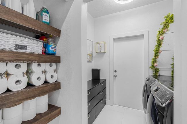 13109 Sw 54 Th Ct, House other with 5 bedrooms, 3 bathrooms and null parking in Miramar FL | Image 17