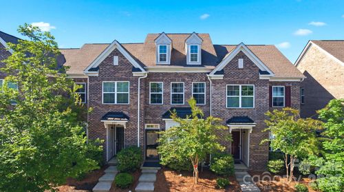 6913 Walnut Branch Ln, Charlotte, NC, 28277-8940 | Card Image
