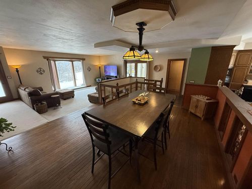 E11616 N Reedsburg Rd, Baraboo, WI, 53913-9156 | Card Image