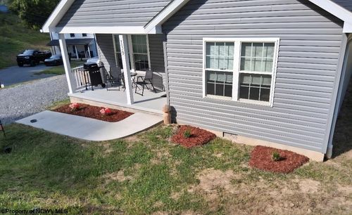 139 Montgomery Rd, Weston, WV, 26452-1845 | Card Image