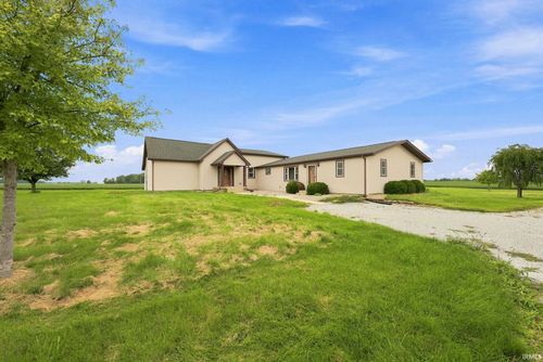 6231 E 600 S, Gas City, IN, 46933-9552 | Card Image