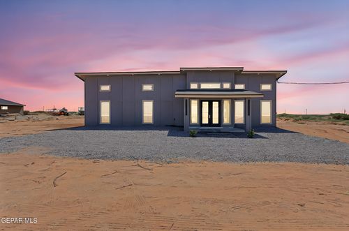 693 San Jose, Chaparral, NM, 88081-7172 | Card Image