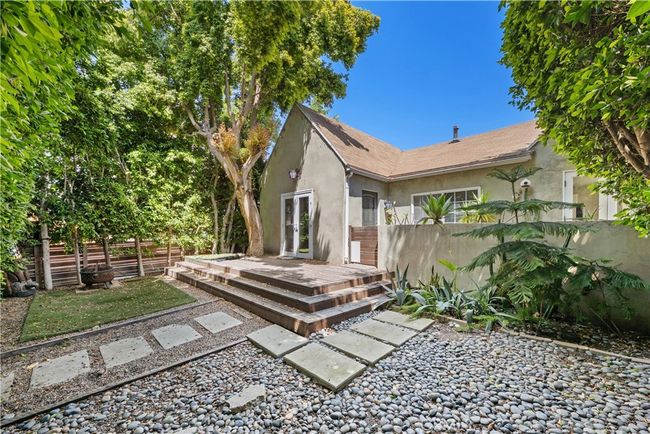 1944 Chariton St, House other with 3 bedrooms, 2 bathrooms and 2 parking in Los Angeles CA | Image 7