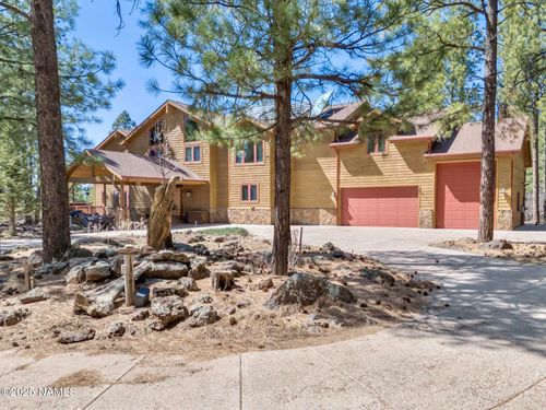 155 E Moonrise Vly, Flagstaff, AZ, 86001-1925 | Card Image