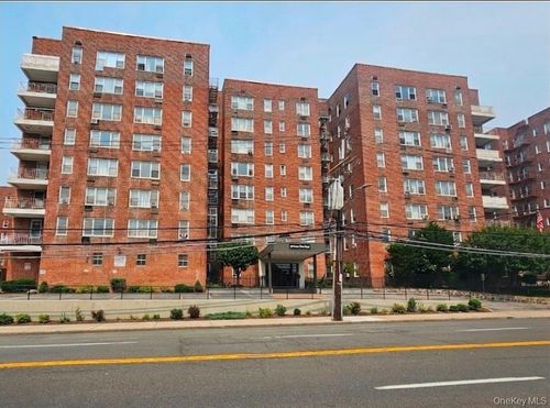 3e-355 Bronx River Road, Yonkers, NY, 10704 | Card Image